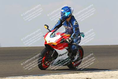 media/Sep-20-2025-TrackDaz (Sat) [[27f0cde673]]/B Group/1120am (Turn 2)/